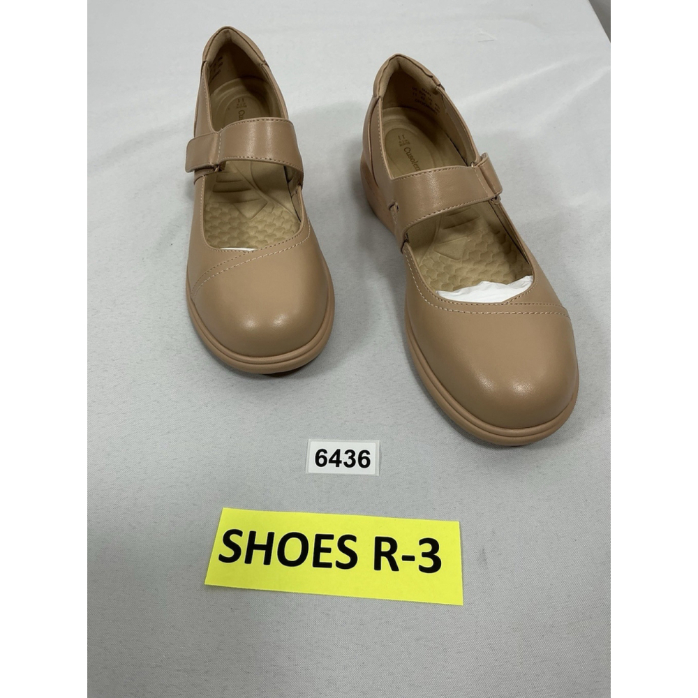 Womans NWOT Cusolemore Wedge Mary Jane Shoes Size 11 Beige Ankle Buckle